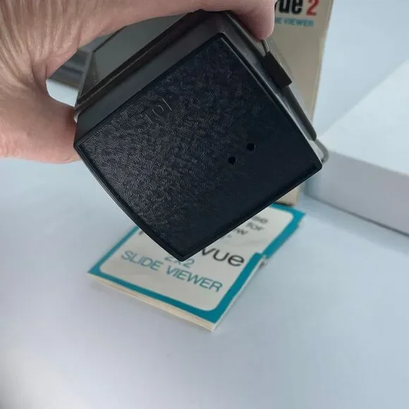 Vintage GAF Pana-Vue 2 lighted 2X2 slide viewer Not tested - Picture 2 of 9